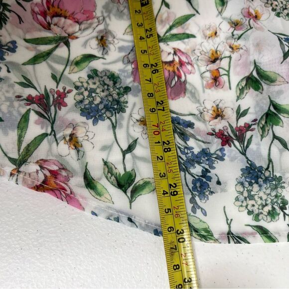 H&M+ Floral Chiffon Sleeveless Button Front Semi Sheer Poly Blouse Women Size 16 - Picture 10 of 11